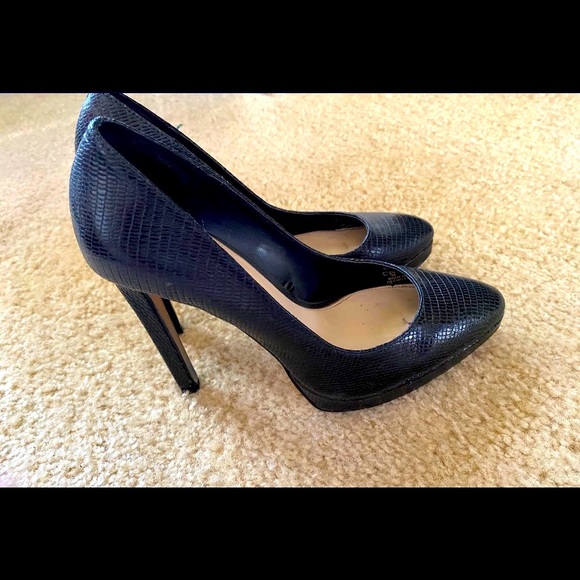 Zara heels - Picture 1 of 3